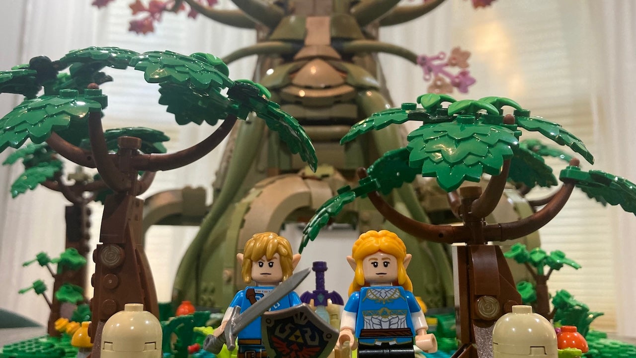 The LEGO Great Deku Tree Set Is Going Out of Stock Everywhere Ahead of Its Retirement